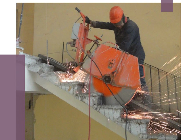 Демонтаж бетонных лестниц в Сергиеве Посаде от 4605 руб. за м2 | ПРОЛЁТ-Сгп