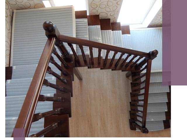 П-образные лестницы под ключ в Сергиеве Посаде — изготовление и монтаж