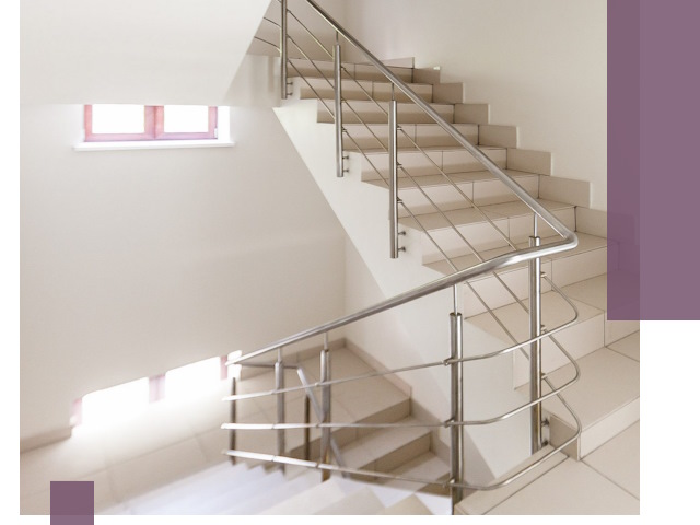 Установка и замена перил в подъезде в Сергиеве Посаде