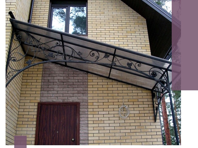 Односкатные козырьки из металла под ключ в Сергиеве Посаде