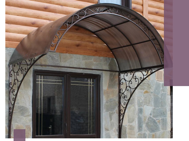 Арочные козырьки под ключ в Сергиеве Посаде: изготовление и монтаж